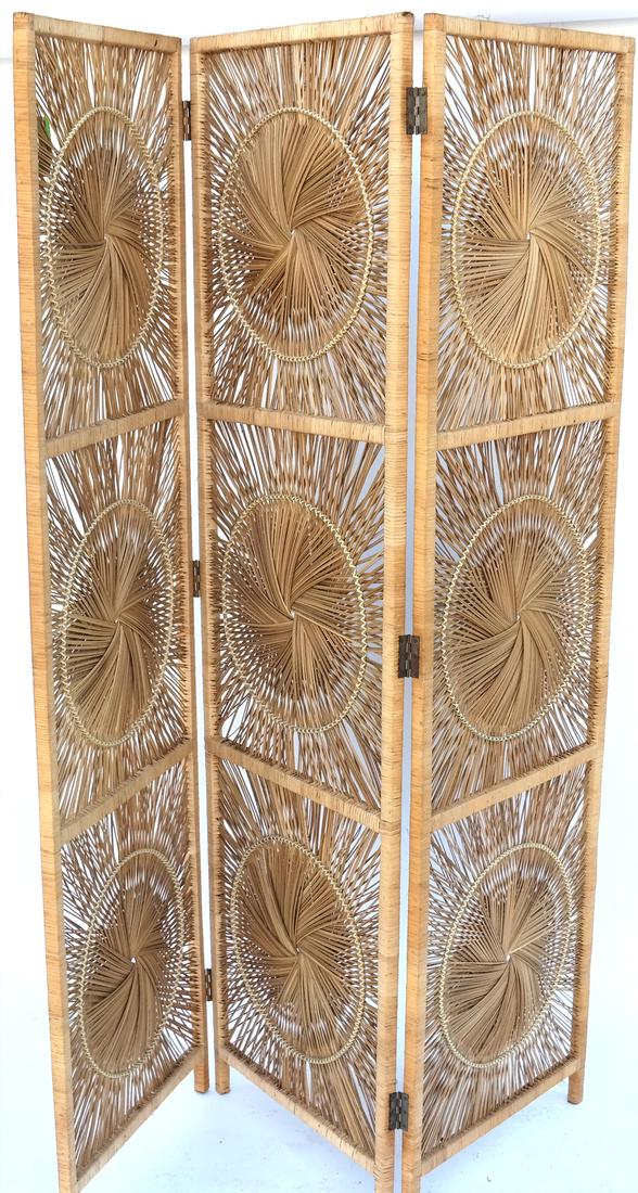 Wicker Tri-Fold Screen (1 of 8)