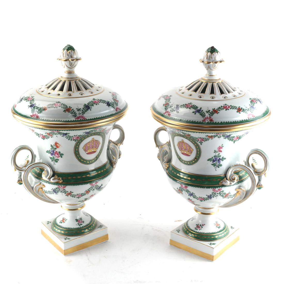 Pair of Chinese Export Covered Urns (1 of 5)