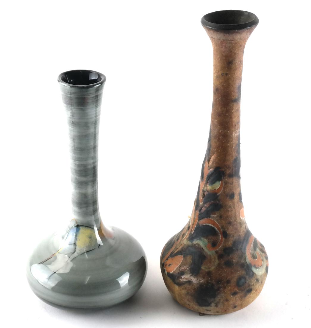 Pillin Berkshire Pottery, Two Vases (1 of 8)