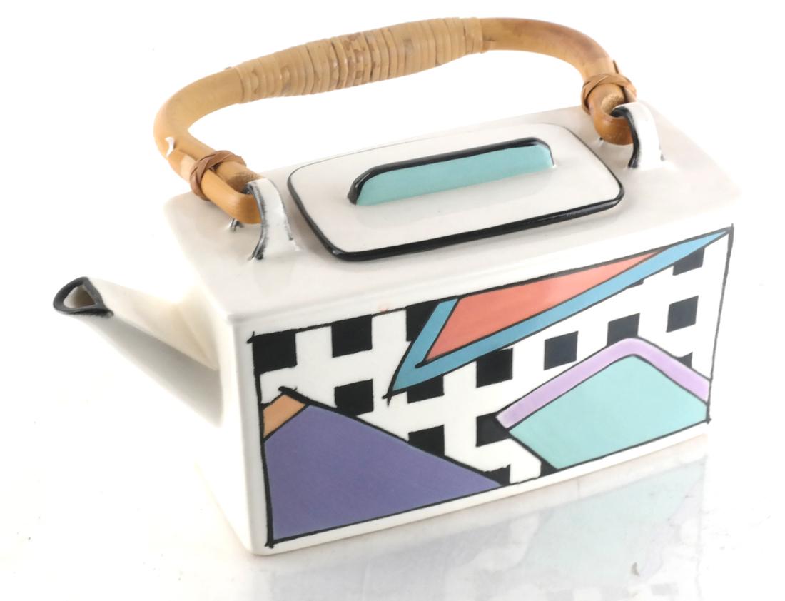 Dorothy Hafner Decorated Teapot (1 of 6)