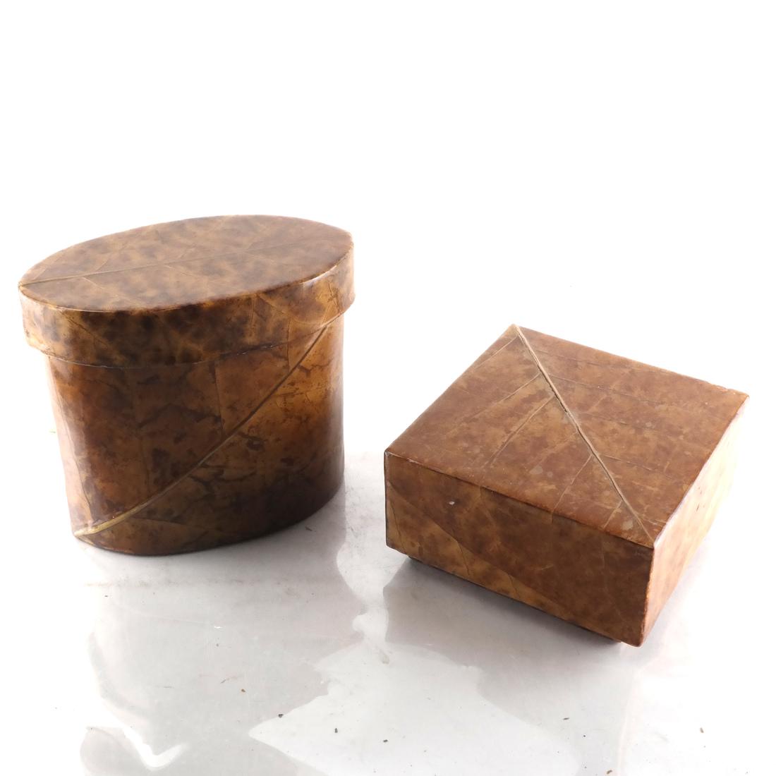 Two Burl Walnut Veneer Boxes (1 of 5)