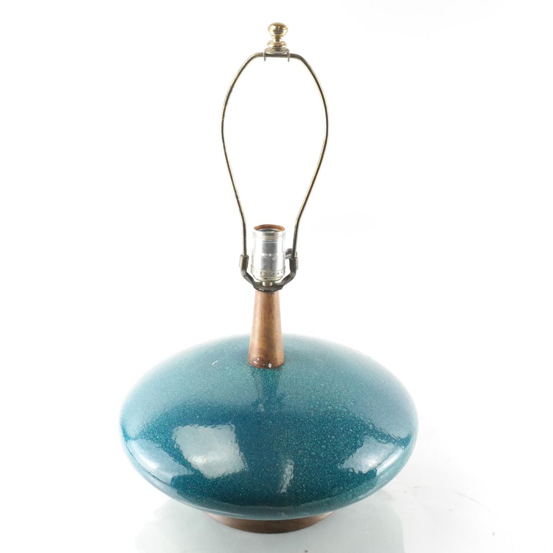 Deco Style Ceramic Lamp (1 of 5)