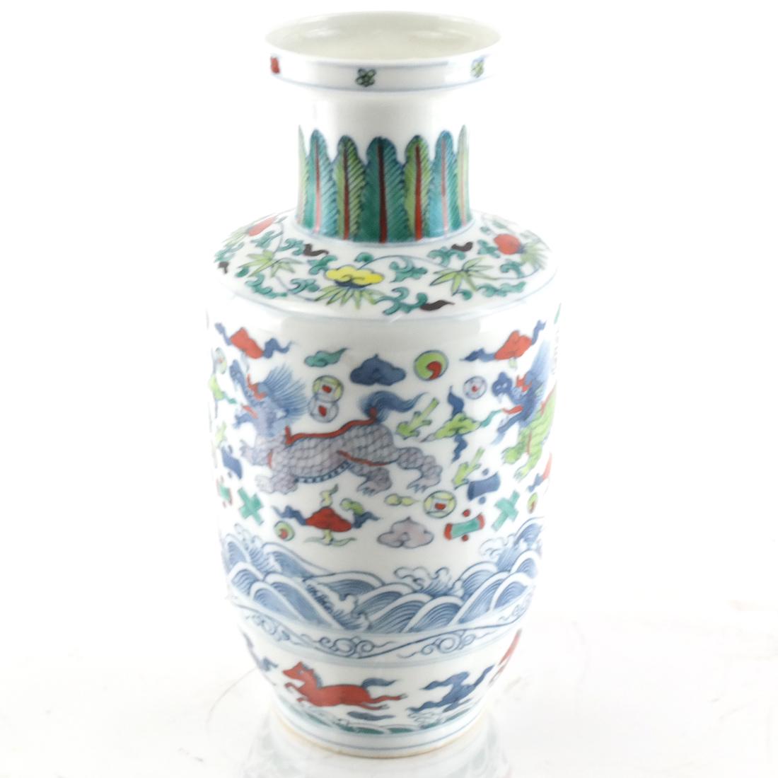 Chinese Decorated Ceramic Vase (1 of 8)