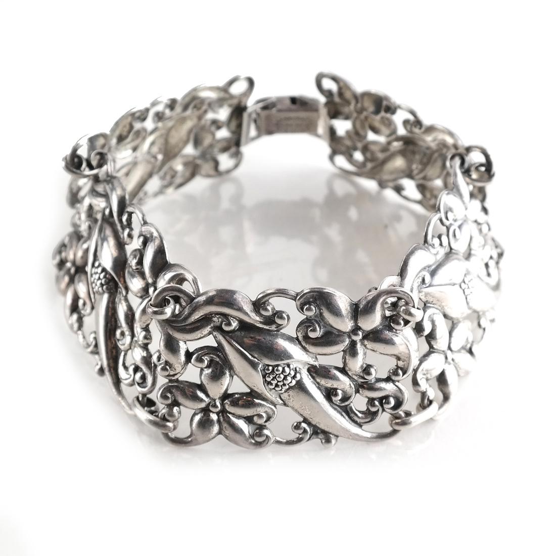 American Sterling Jensen-Style Bracelet (1 of 6)