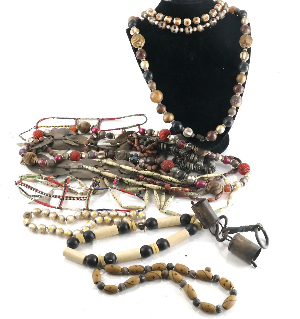 Lot African & Middle Eastern Beads (1 of 4)