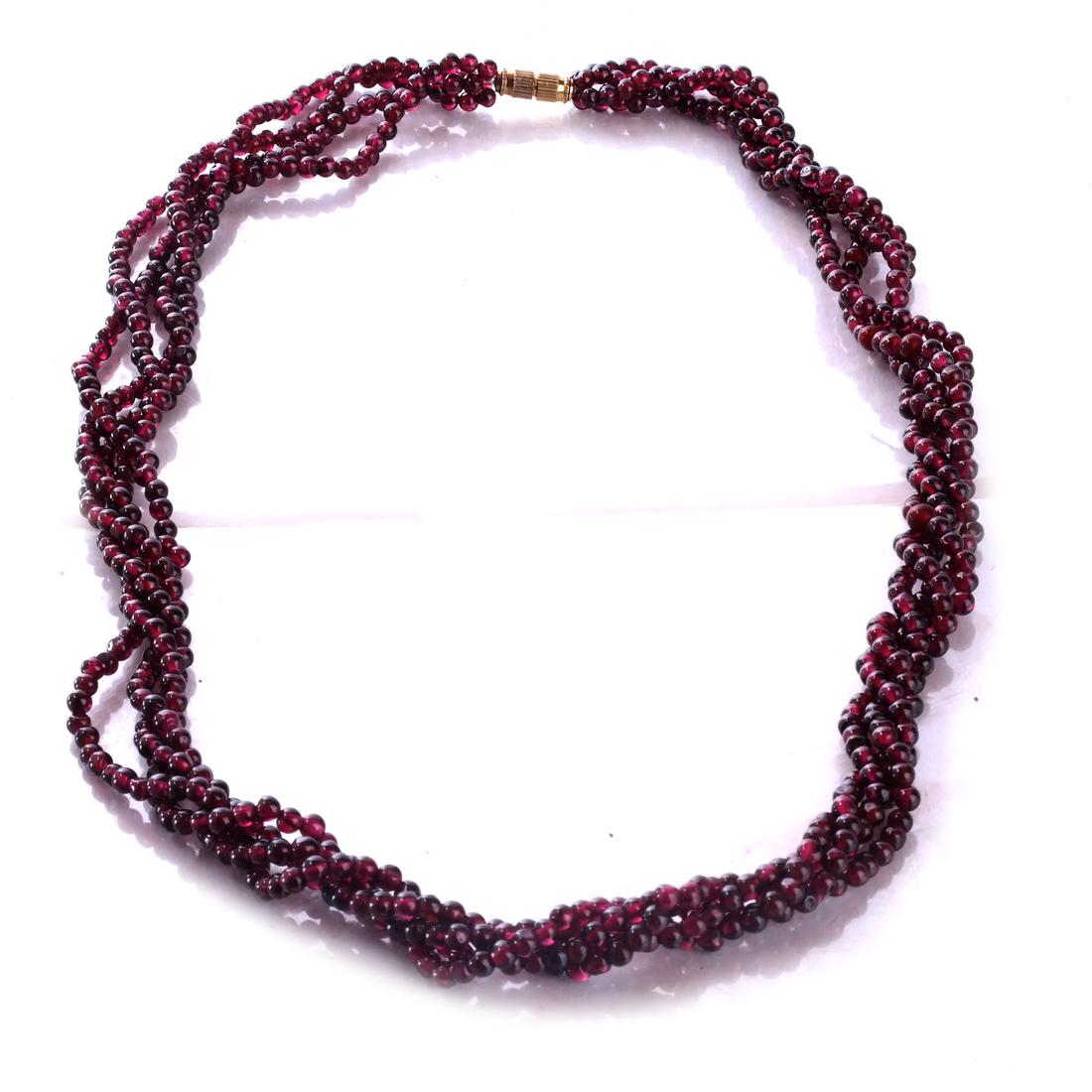 Garnet Bead Necklace (1 of 3)