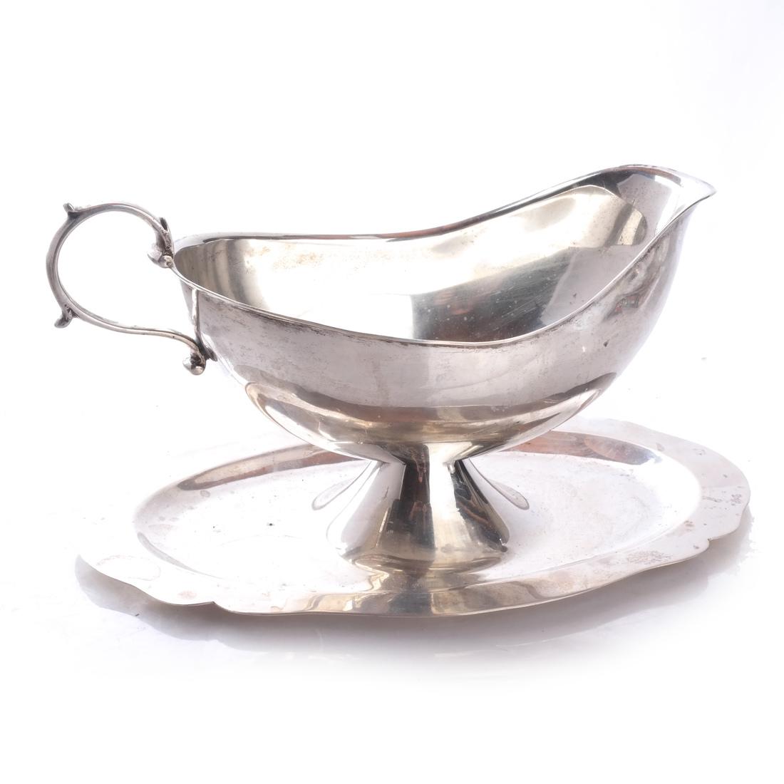 Colombian .900 Silver Sauceboat (1 of 5)