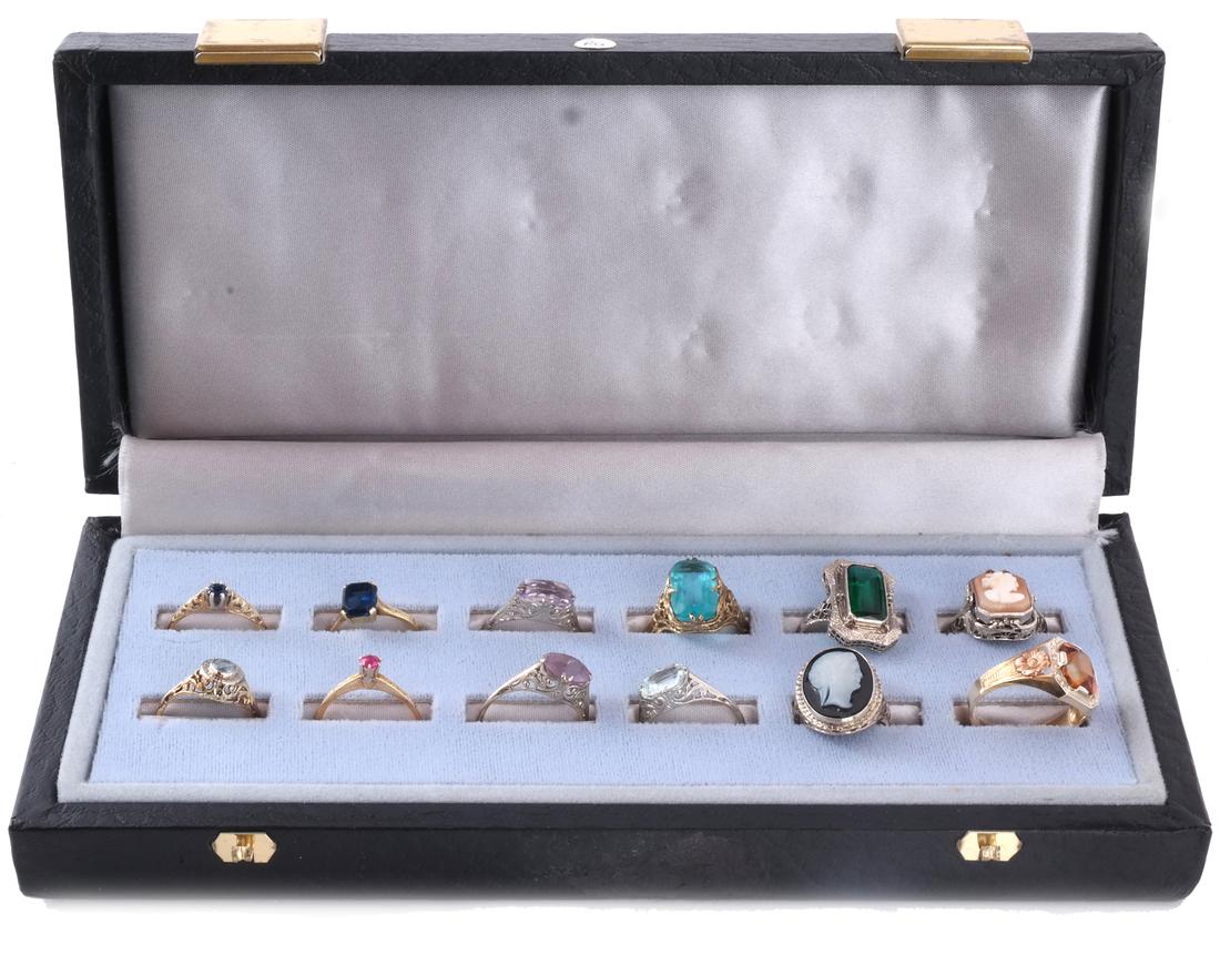 Assortment 14k Yellow Gold Rings: Set with semi-precious stones. All stones chipped, with abraded facets and girdles. 17.8 dwt inclusive.