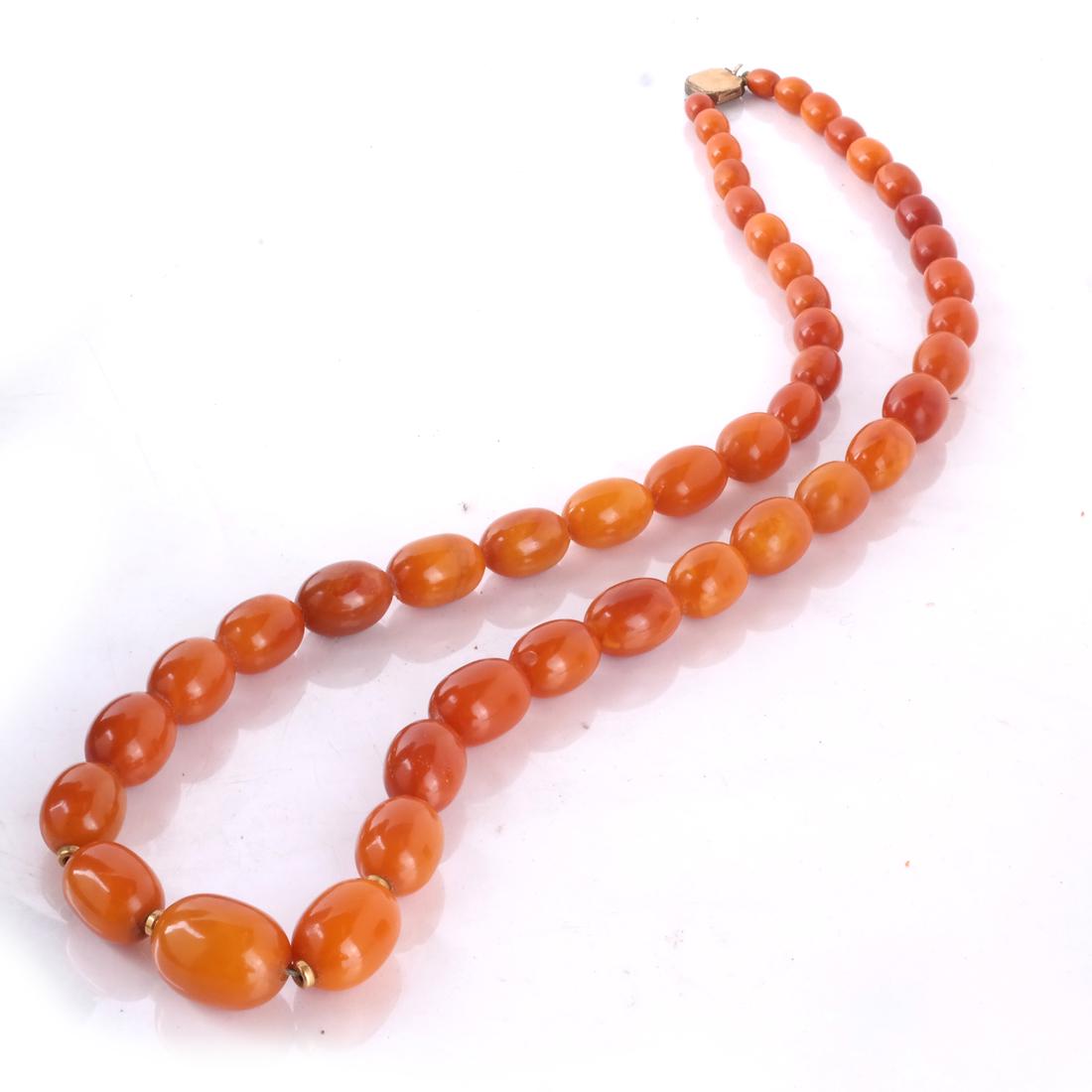 Amber Graduated Bead Necklace (1 of 4)