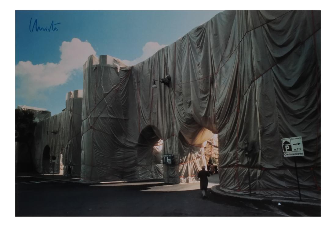 Christo: Wrapped Roman Wall (1 of 5)
