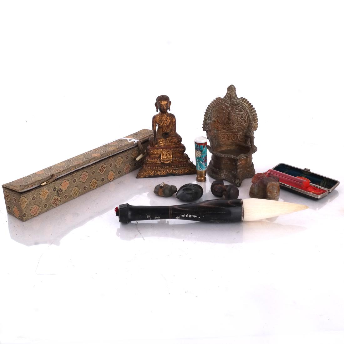Group of Decorative Items, Asian, other (1 of 8)