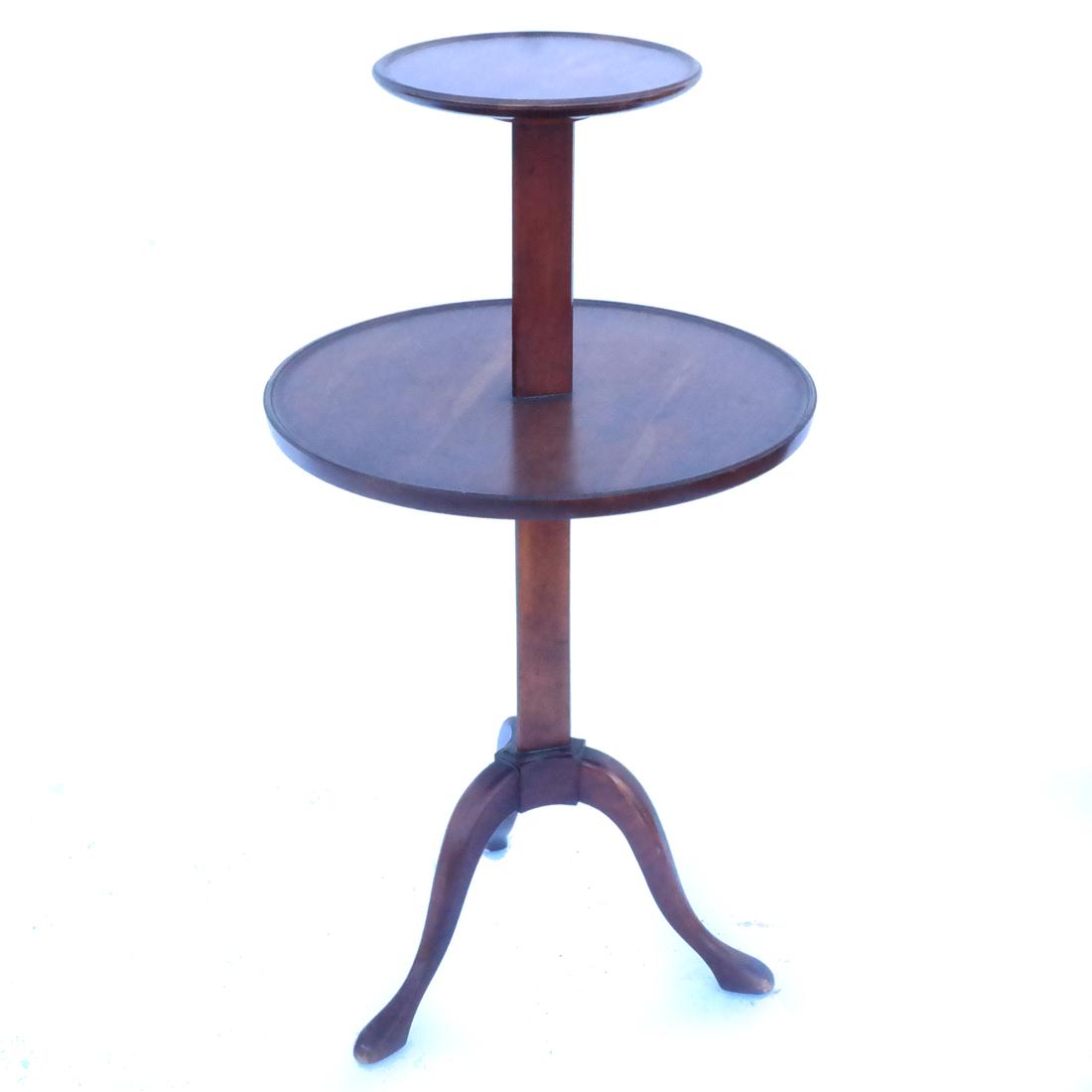 Georgian Style Two Tier Dumbwaiter (1 of 5)