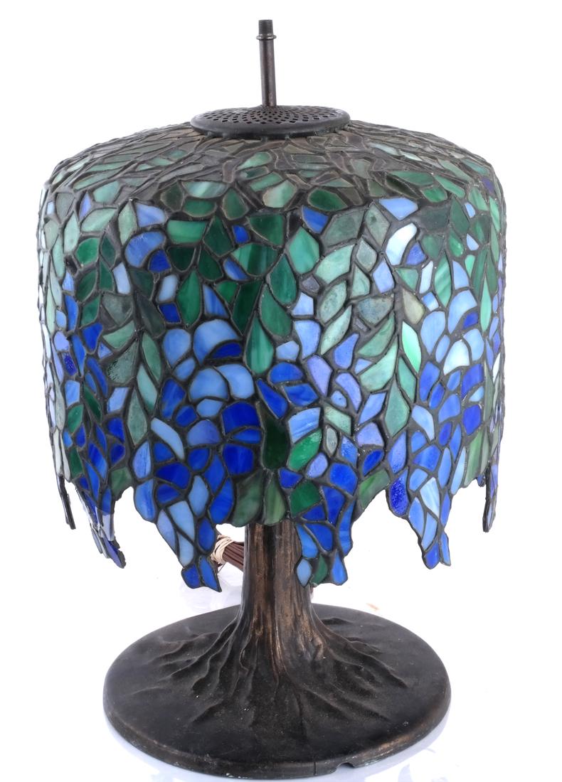 Leaded Glass Wisteria Table Lamp (1 of 6)