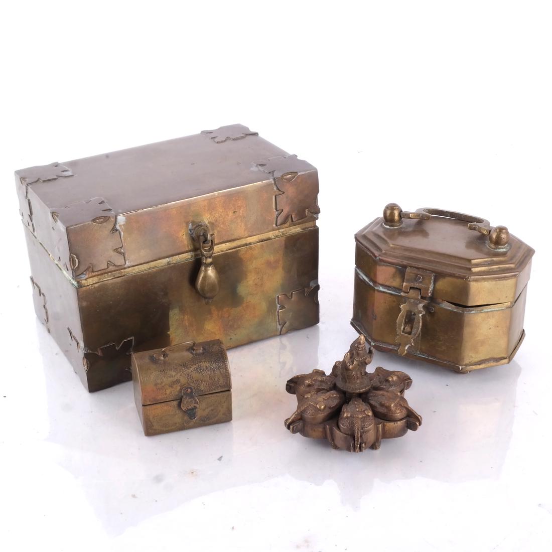 Brass Boxes, Ornate Box: Lot comprises three brass hinged boxes, and a mouse design multi-compartment miniature box. [4 x 6 x 4 inches].