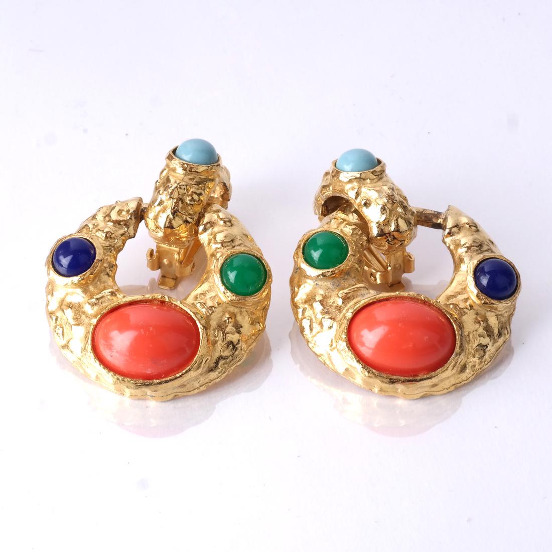 Kenneth Lane Earrrings: Pair of Kenneth Lane mid-century modern earrings.