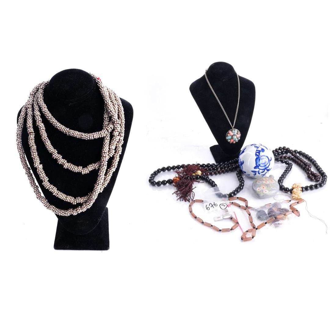 Costume Necklace, Asian Necklaces, Scent Bottles (1 of 7)