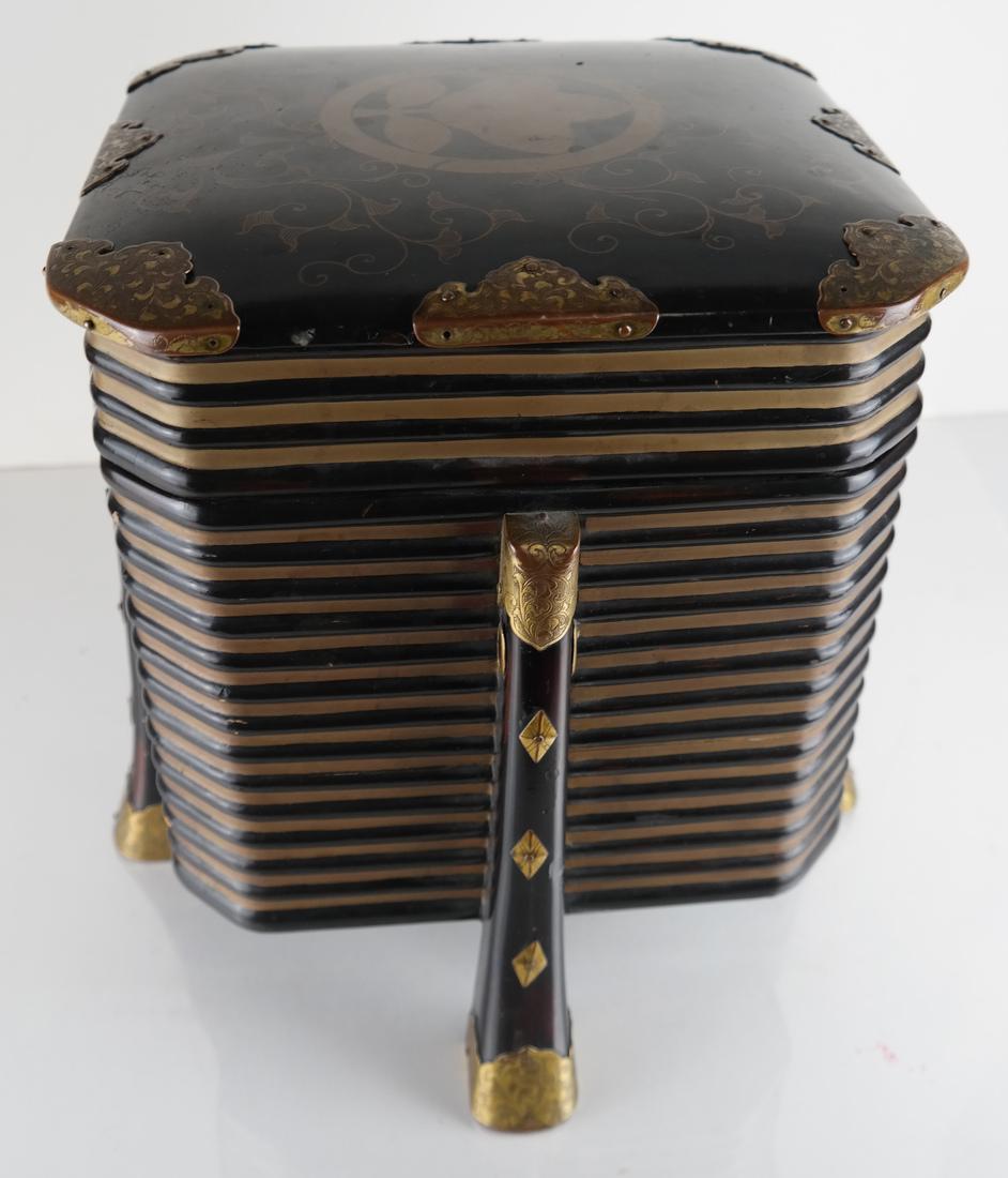 Chinese Lacquer Compartment Box (1 of 10)