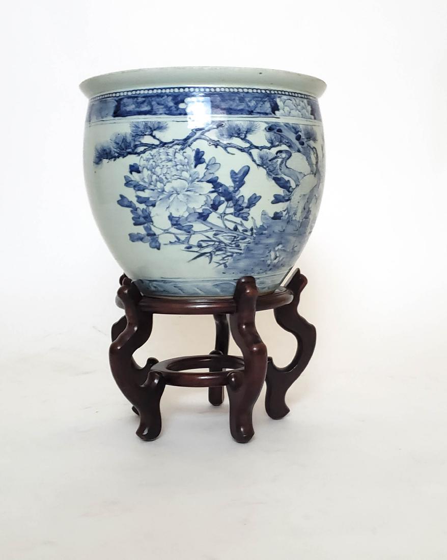Chinese Blue & White Porcelain Planter (1 of 9)