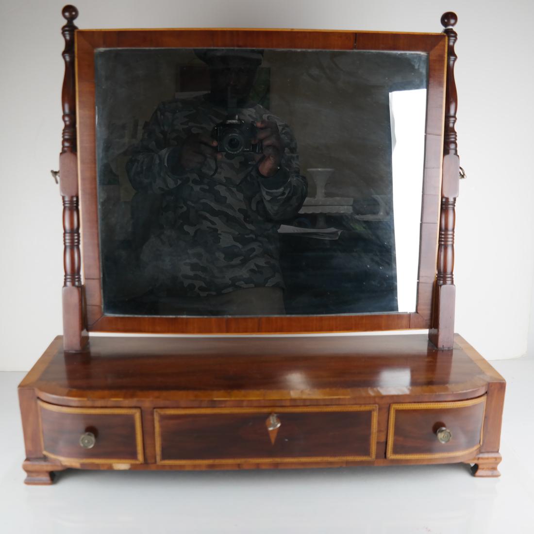 Two Antique Shaving Mirrors (1 of 10)