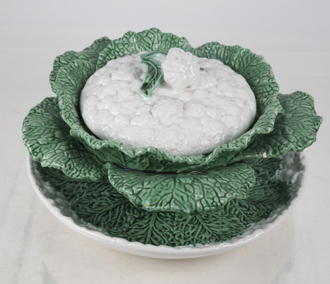 Majolica Cauliflower Tureen & Plate (1 of 10)
