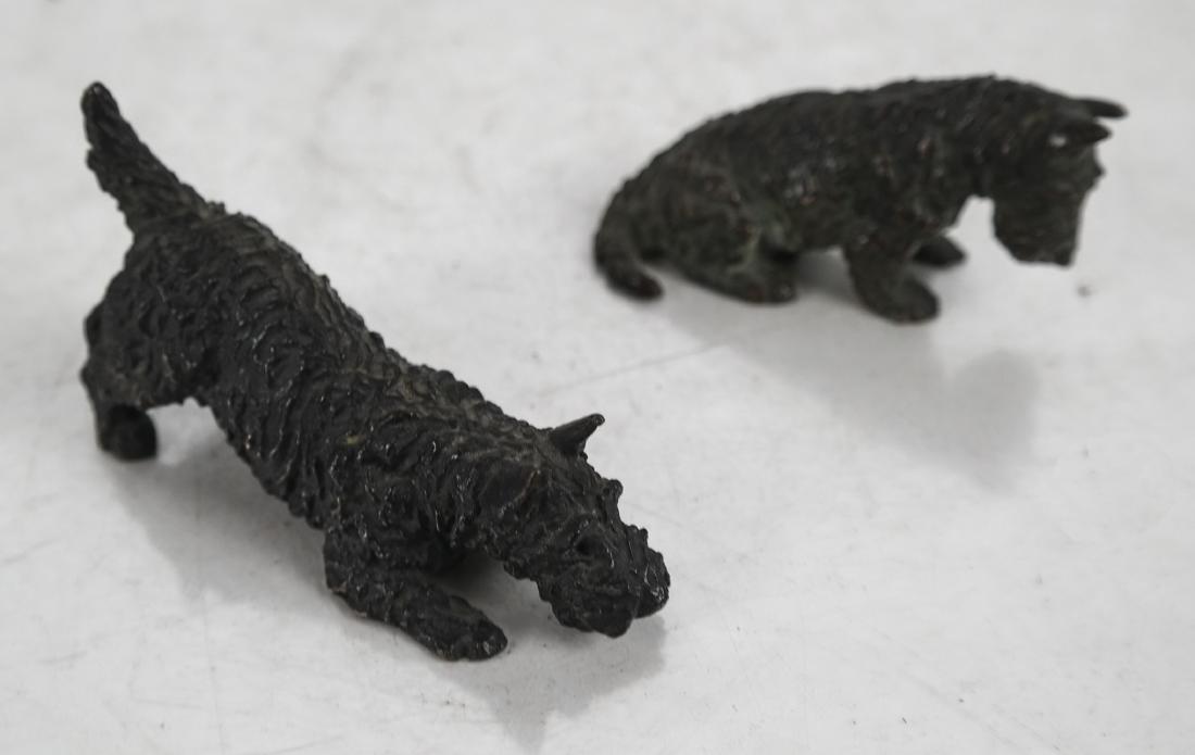 Ma. KIRMSE: Two Bronze Scottie Dogs (1 of 6)