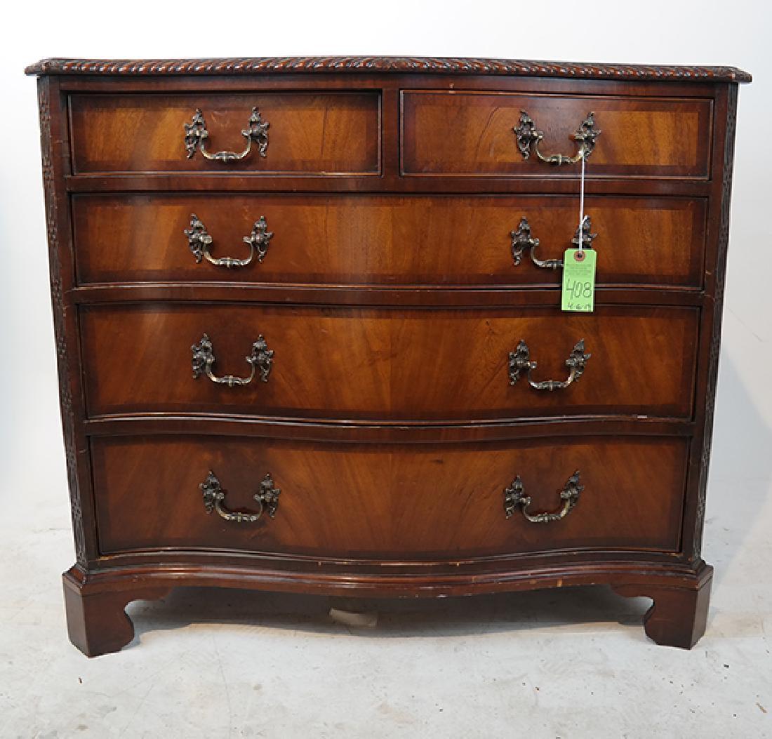 Antique American Serpentine Chest (1 of 6)