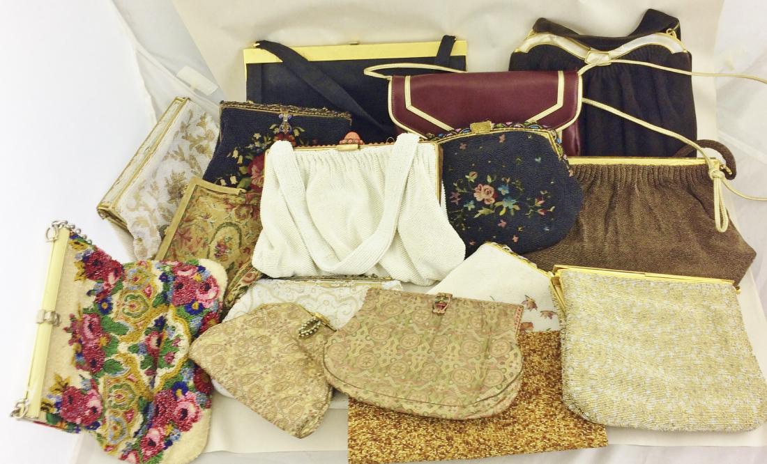 16 Vintage Ladies' Clutch Beaded Pocketbooks (1 of 18)