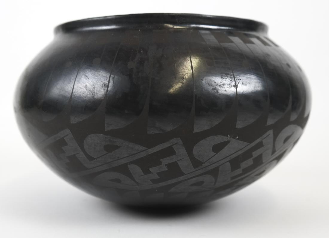 Nicolas ORTIZ: Clay Bowl, Mexico (1 of 5)