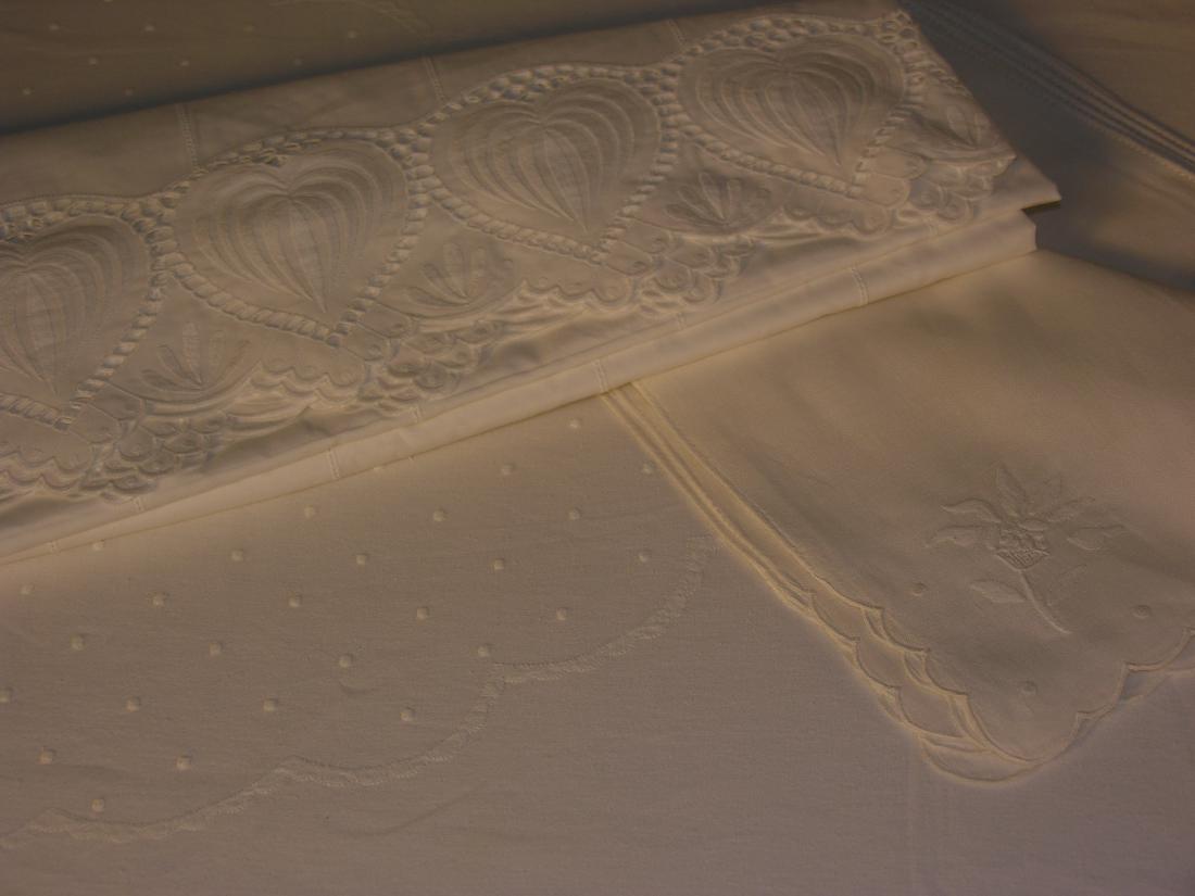 Two European White Vintage Tablecloths (1 of 4)
