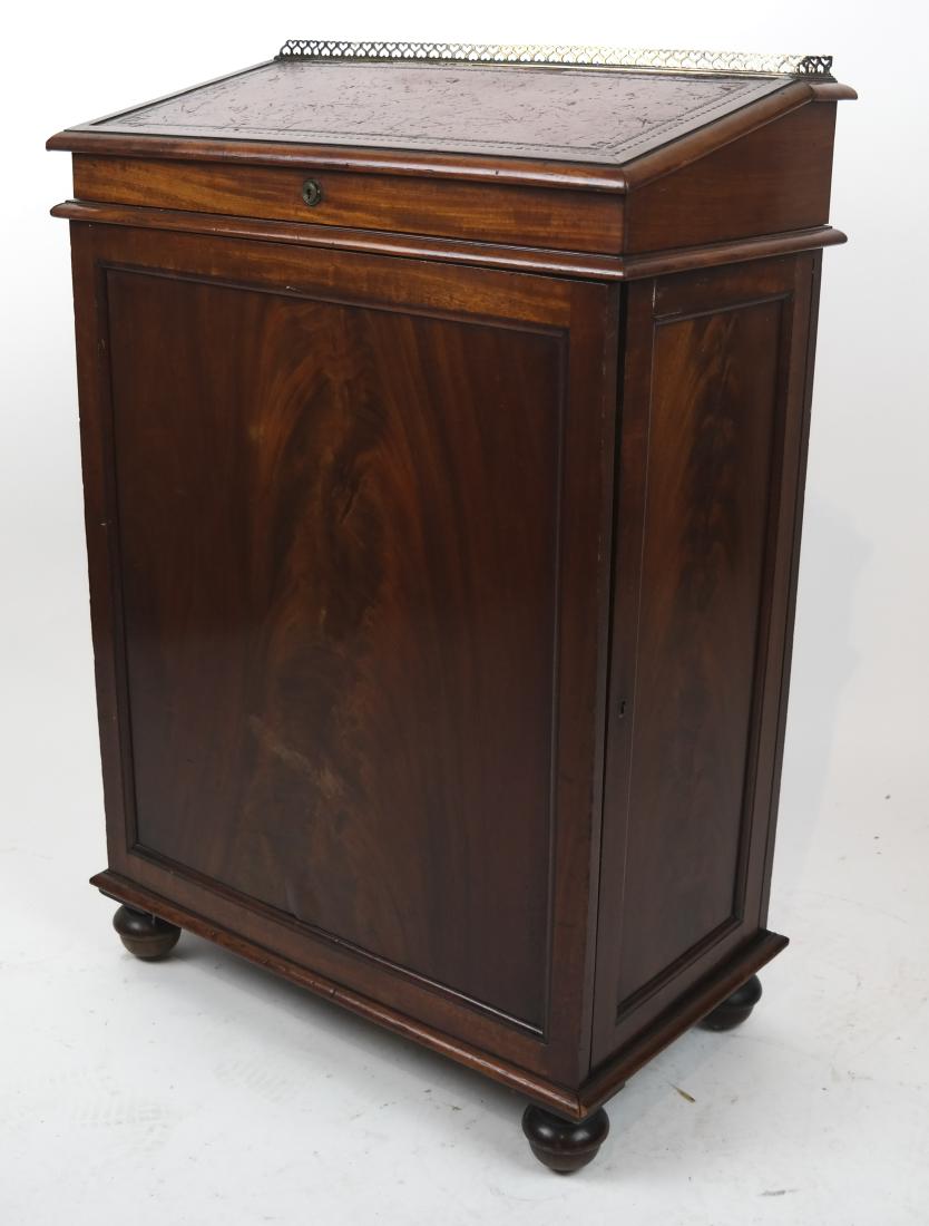 American Slant-Lid Cabinet / Podium (1 of 8)