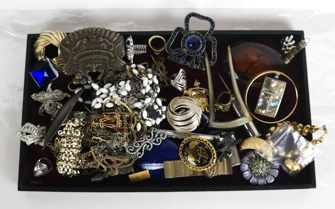 Costume Jewelry Pins, Rings, Pendants (1 of 3)