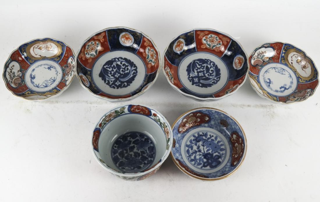 Japanese Imari Bowls, Porcelain, Six Pieces: Comprises a pair of antique Japanese bowls, two scallop-form antique bowls, and two others.