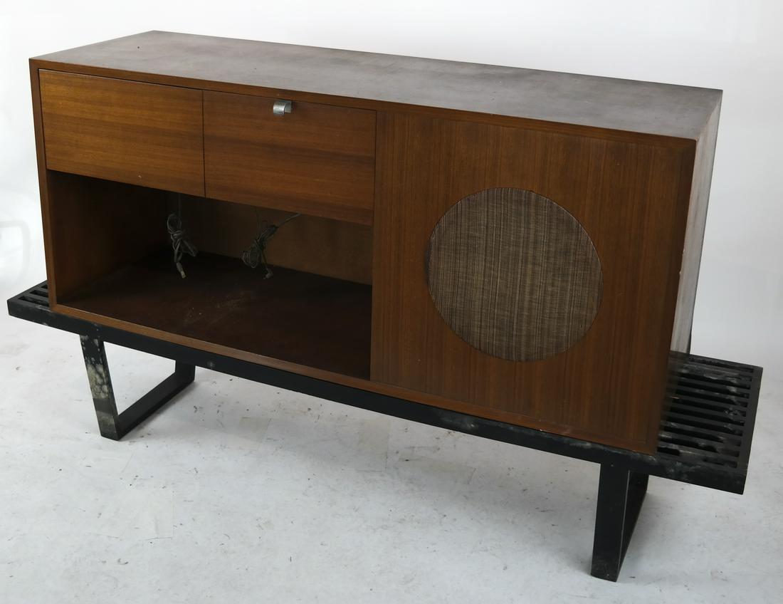 George Nelson for Herman Miller - Stereo (1 of 13)