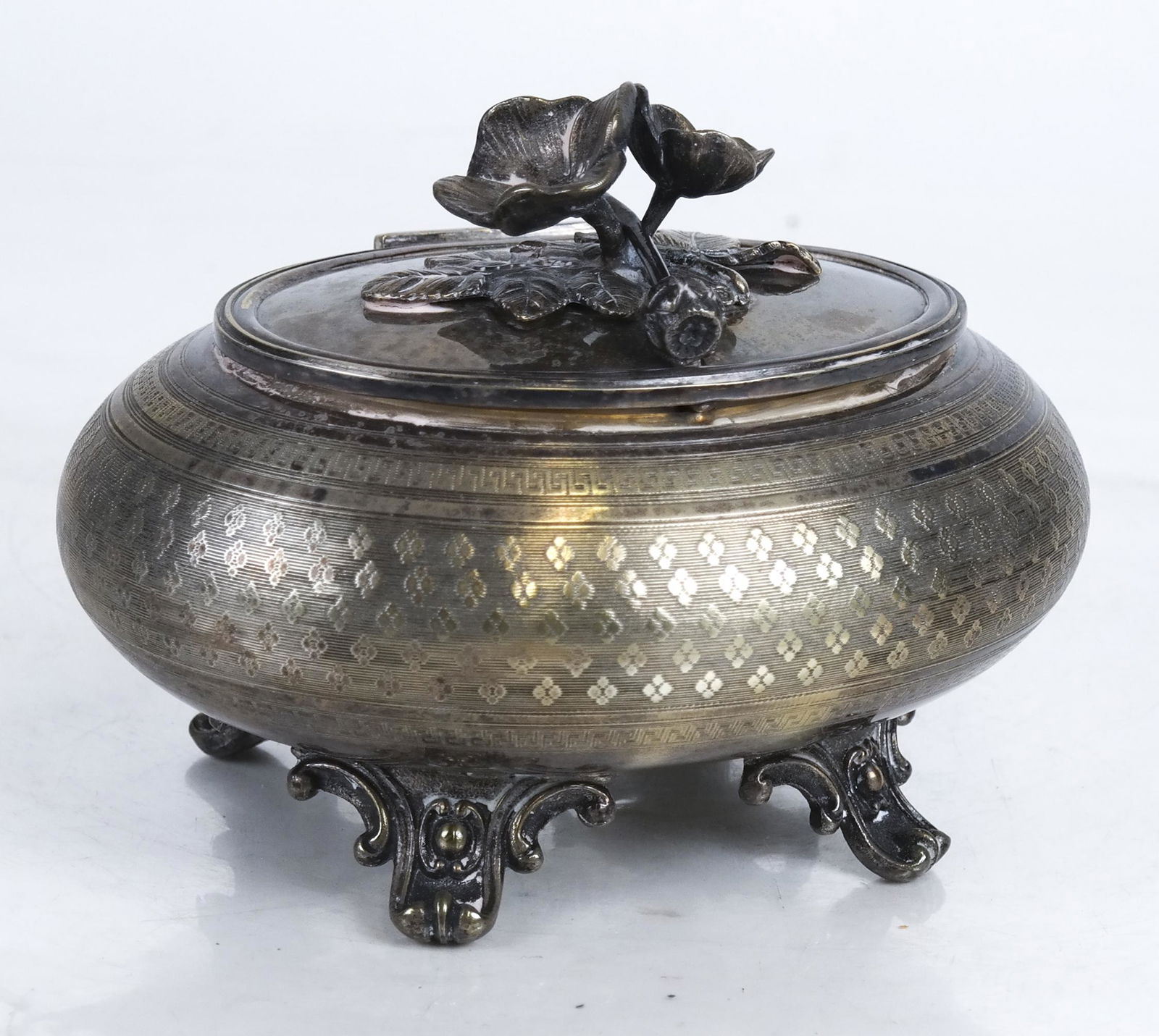 Polish Silver Plate Oval Hinged-Lid Box (1 of 8)