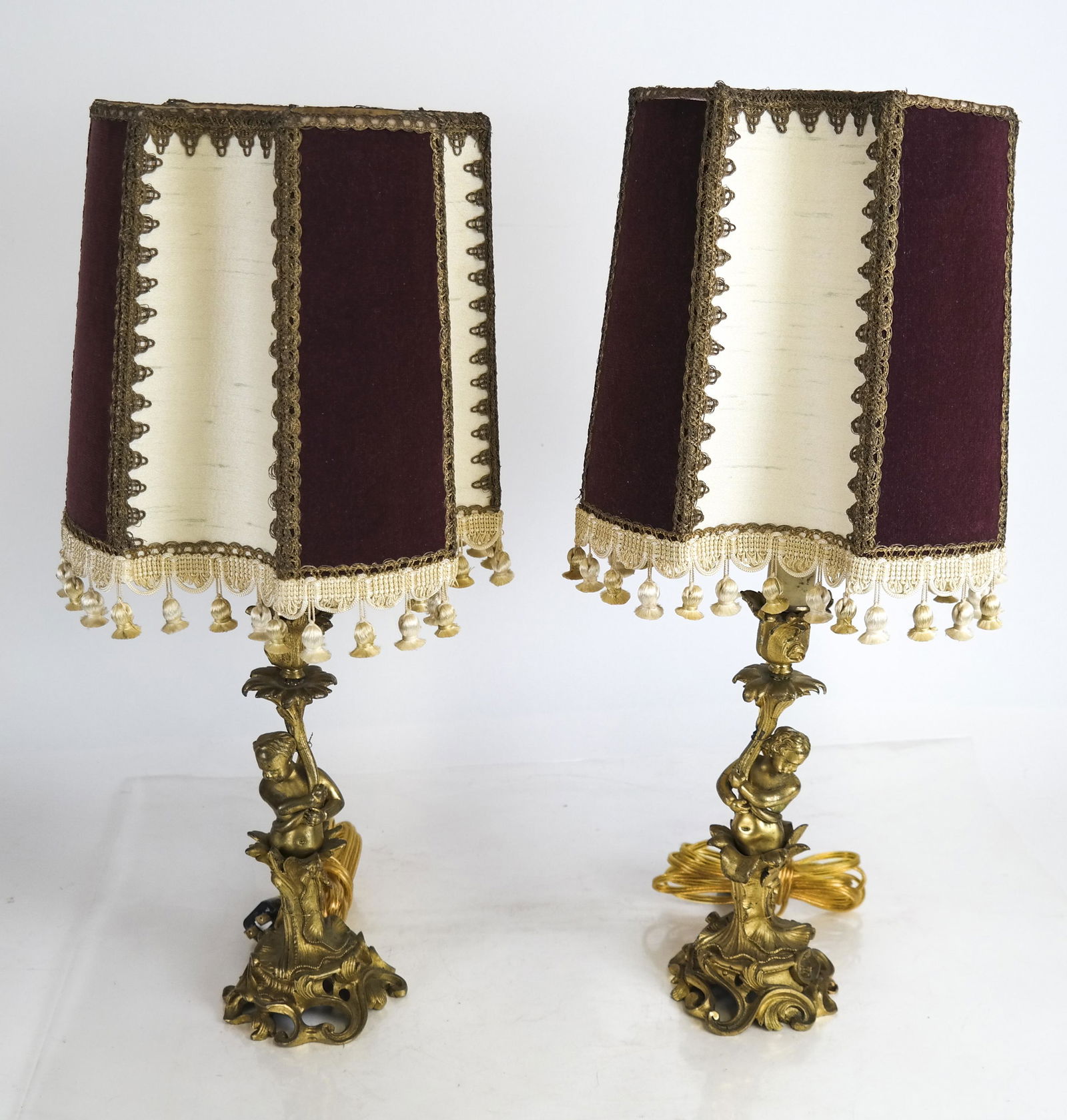 Pair Gilt Bronze Putti Lamps (1 of 6)