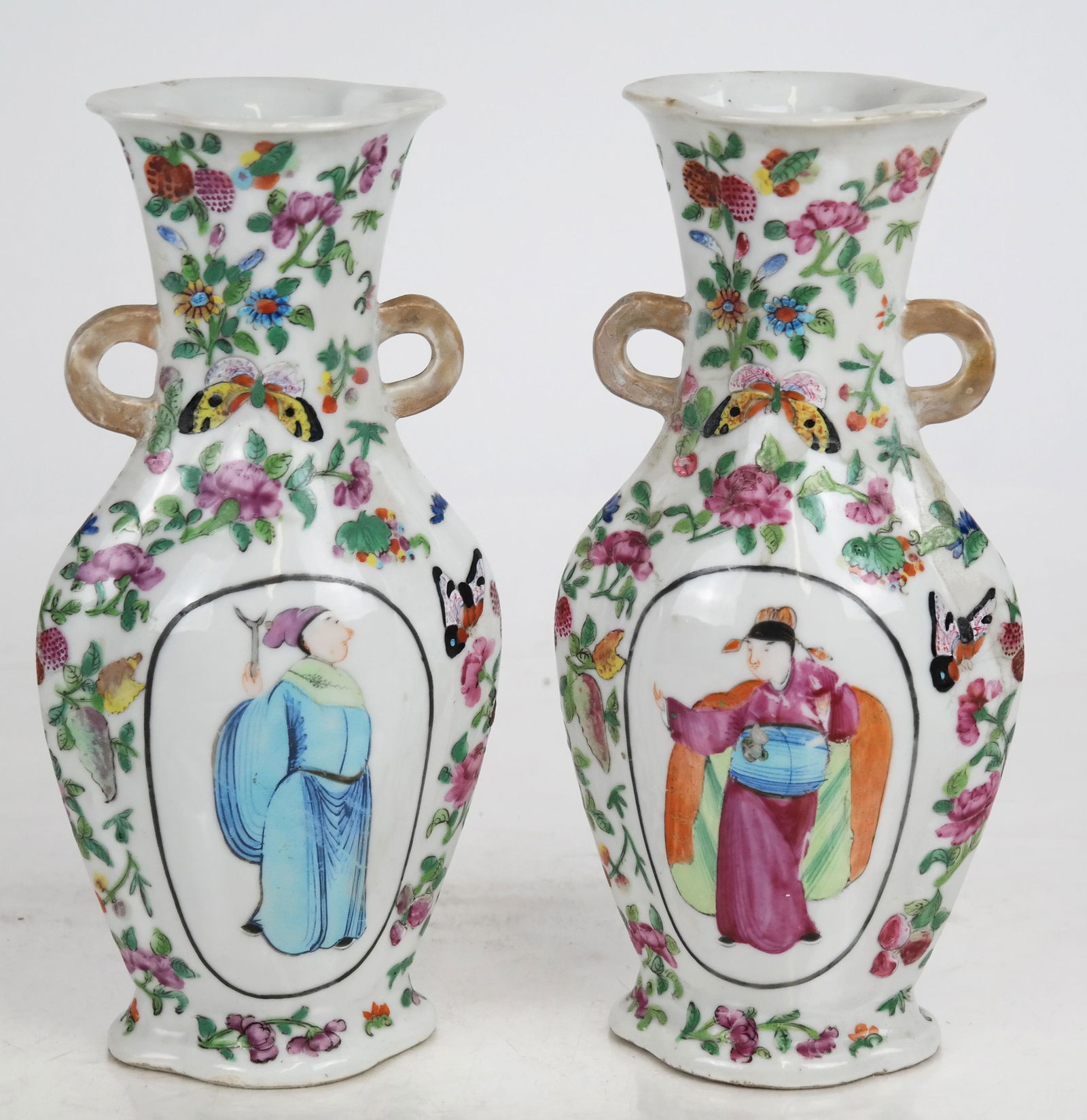 Pair Chinese Qing Dynasty Spade Form Vases (1 of 8)