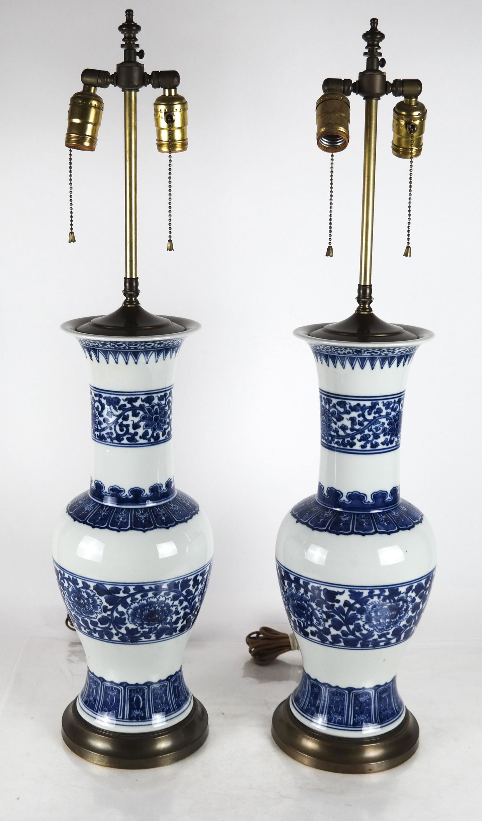 Pair Chinese Wanili-Style Porcelain Vases (1 of 5)