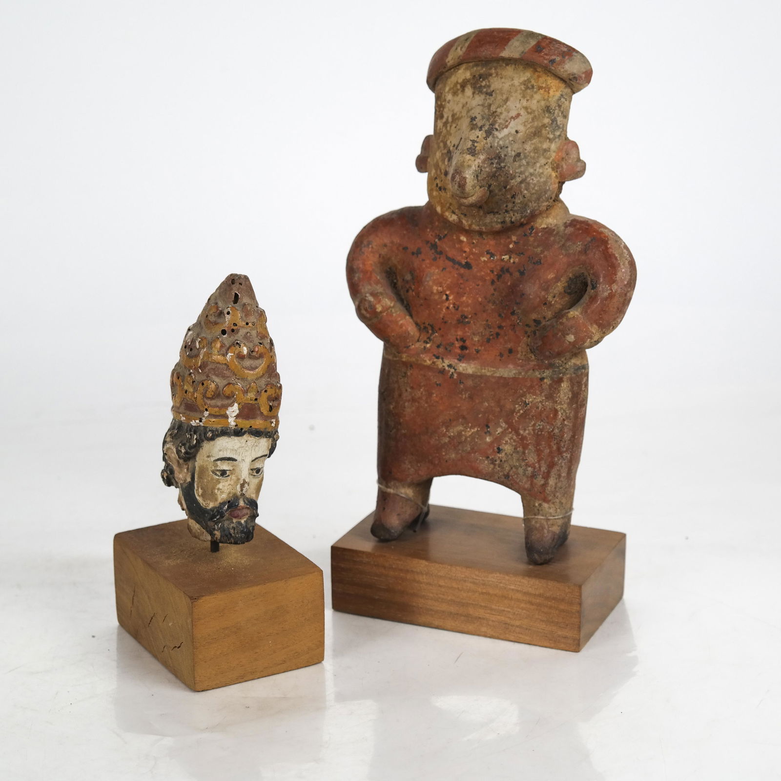 2 Pre-Columbian Style Pottery Sculptures (1 of 9)