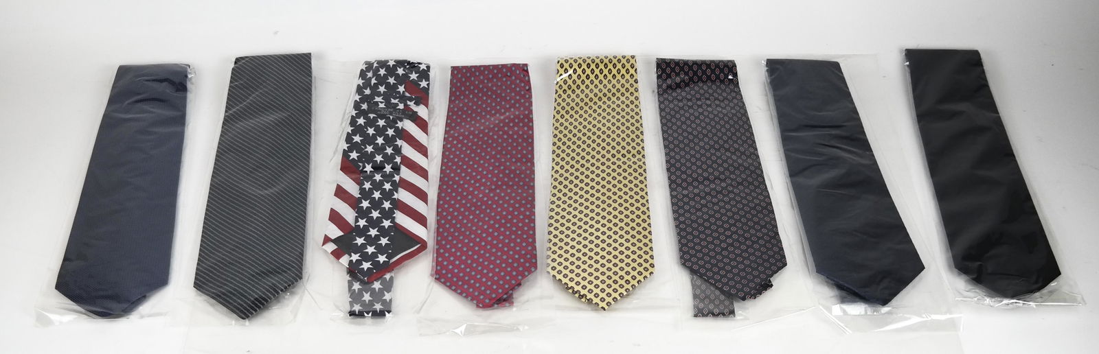 Lot of 8 Assorted Silk Neckties (1 of 5)