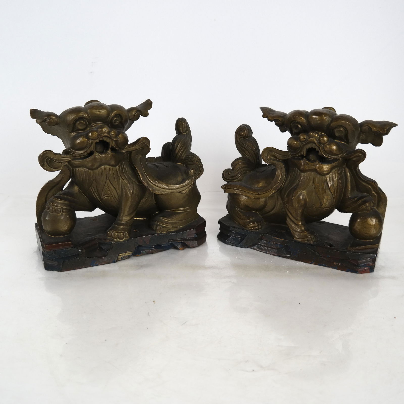 Pair Carved Wood Painted Foo Dogs Bookends (1 of 8)