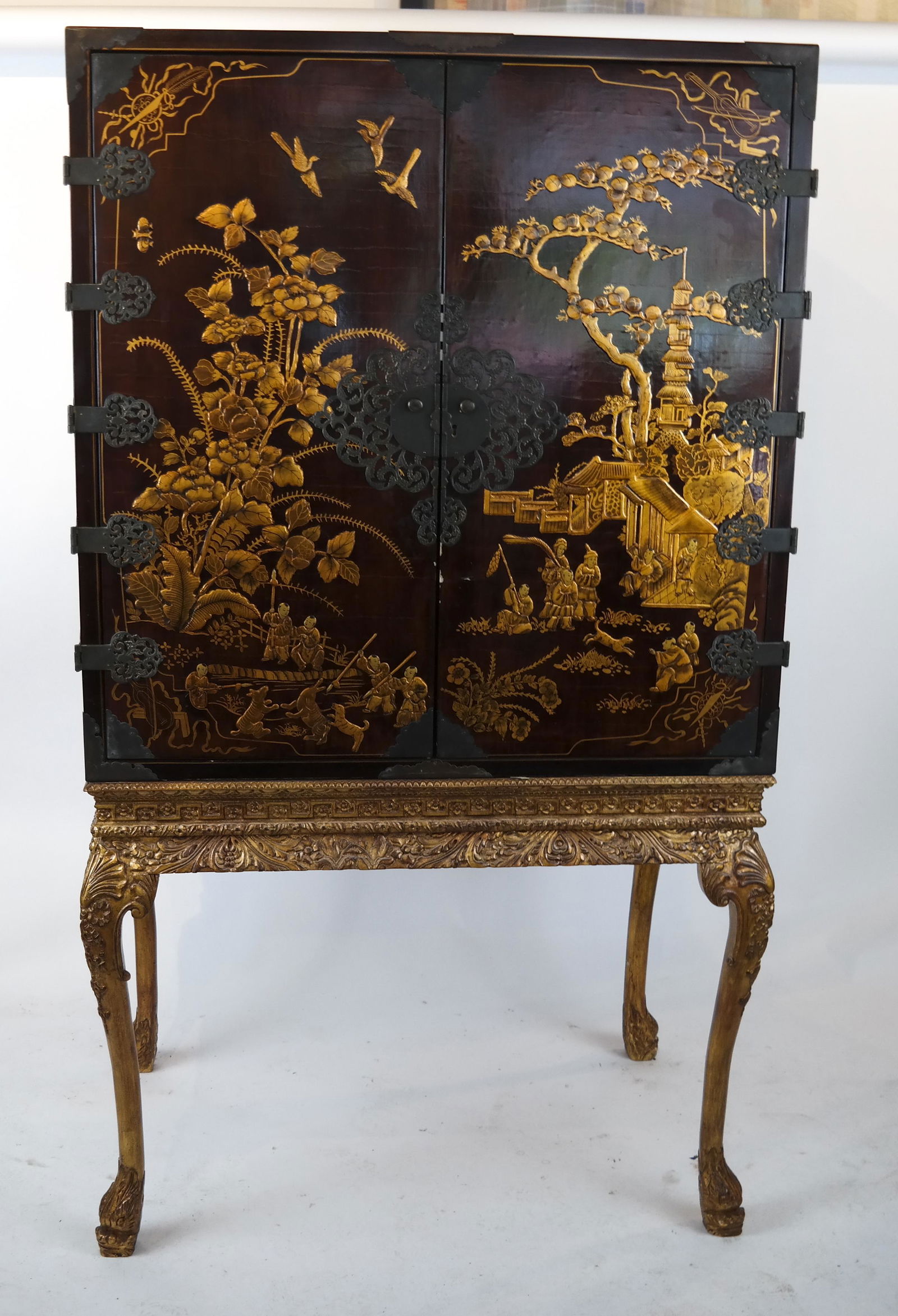 20th Century Chinese Export Chinoiserie Cabinet (1 of 13)