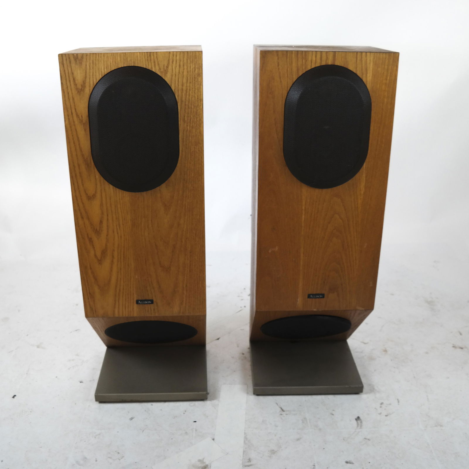 Pair of Allison "Series 9" Speakers (1 of 5)