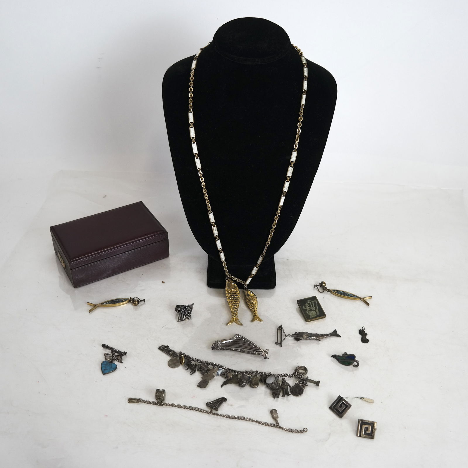 Jewelry: Sterling, Pins, Earrings, Bracelets, Ring (1 of 10)