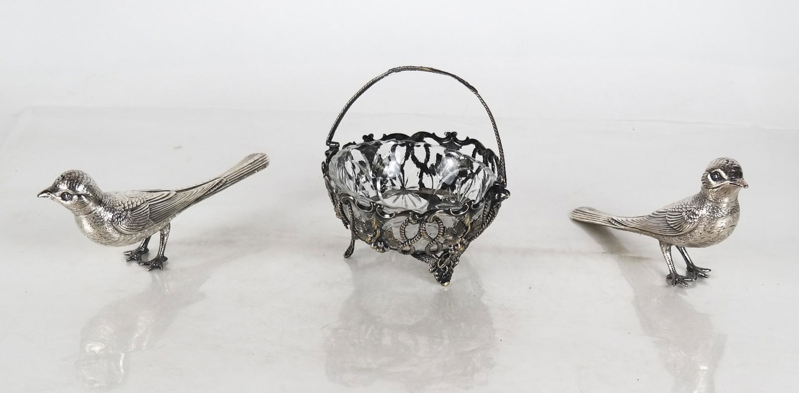 Pair of Silver-Plate Shakers and Metal Basket (1 of 8)