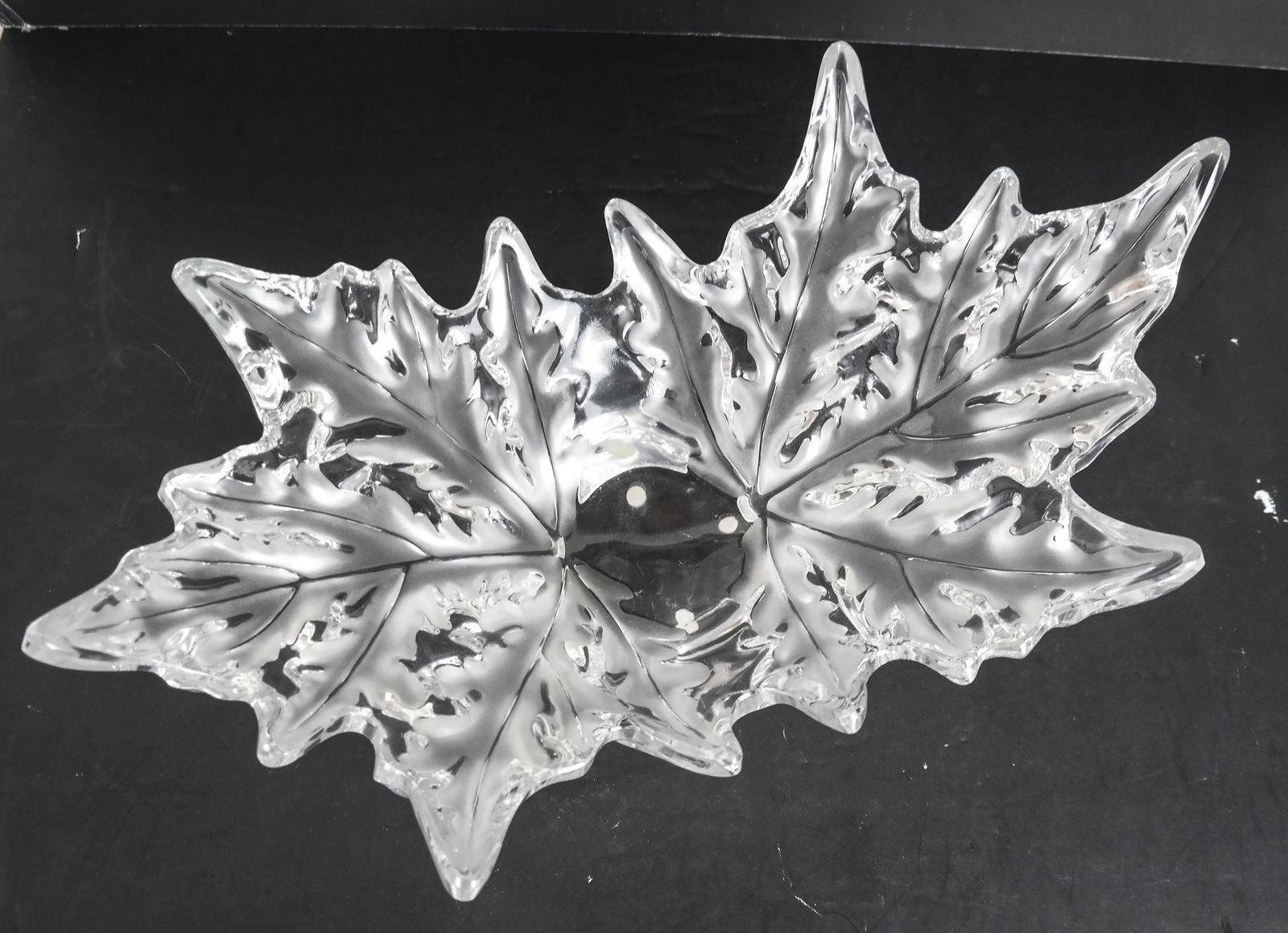 LALIQUE Bowl  "Champs Elysees" Pattern (1 of 5)