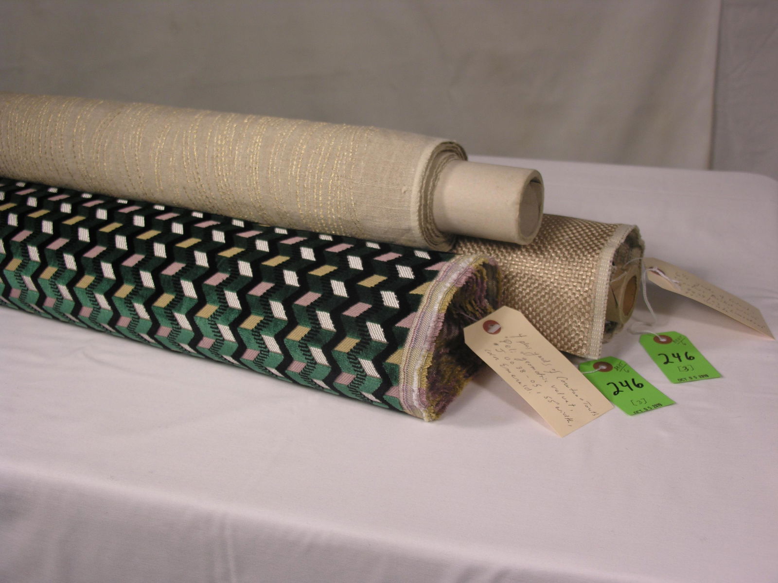 Cowtan & Tout, Glant & Lee Jofa Fabrics (1 of 5)