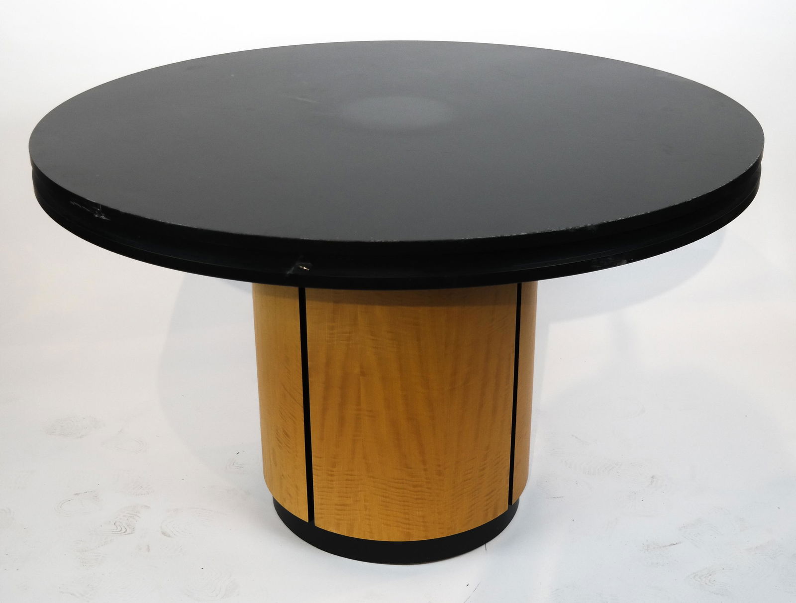 Biedermeier-Style Circular Table (1 of 7)