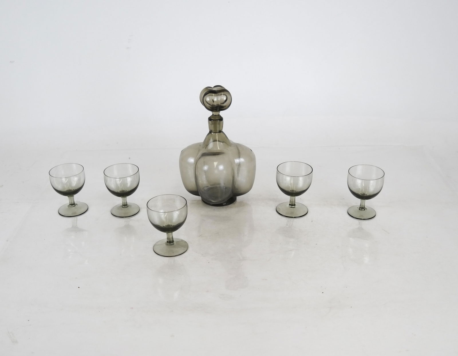 Venetian-Style Cordial Set, Six Pieces (1 of 6)