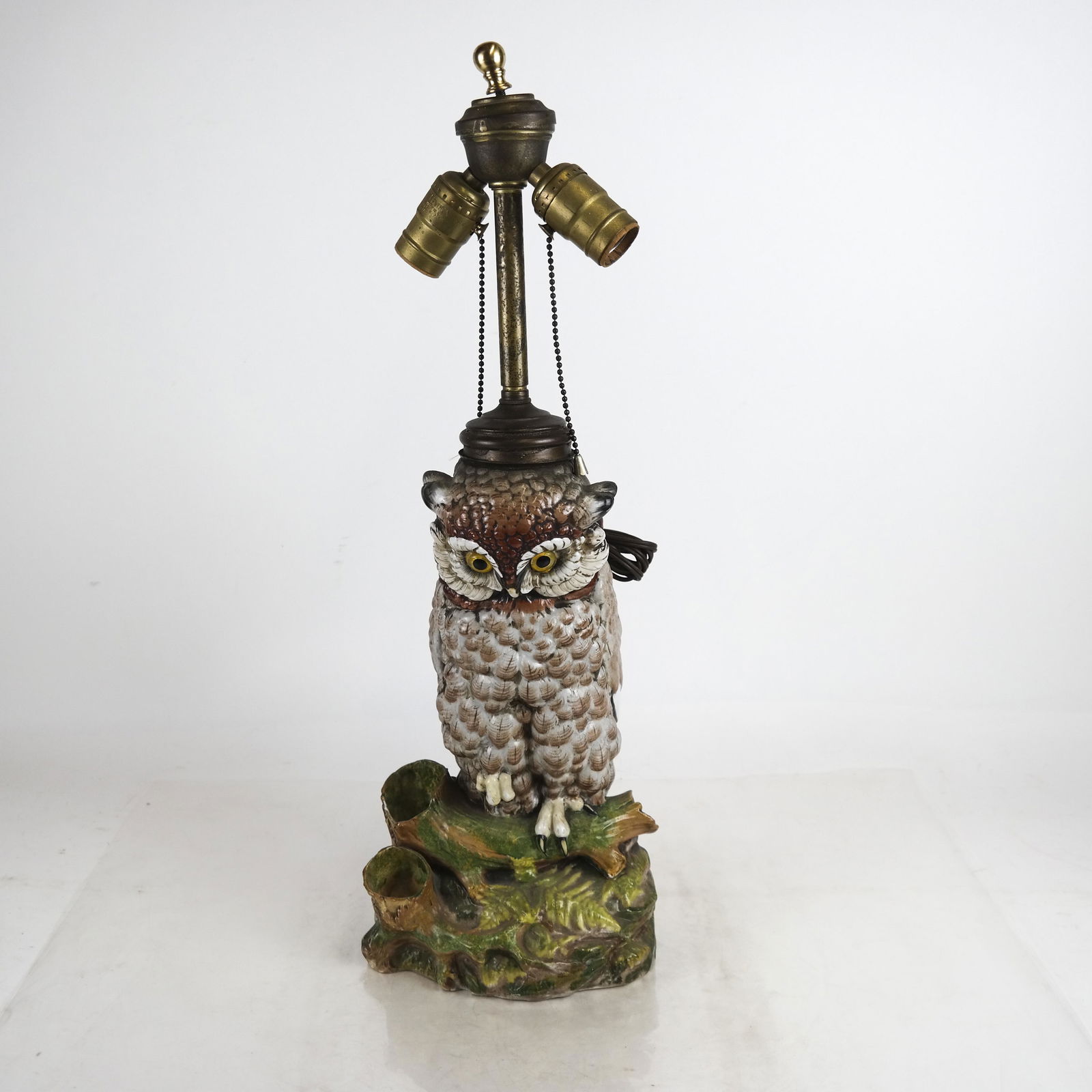 Weller-Style Owl Lamp With Glass Eyes (1 of 6)