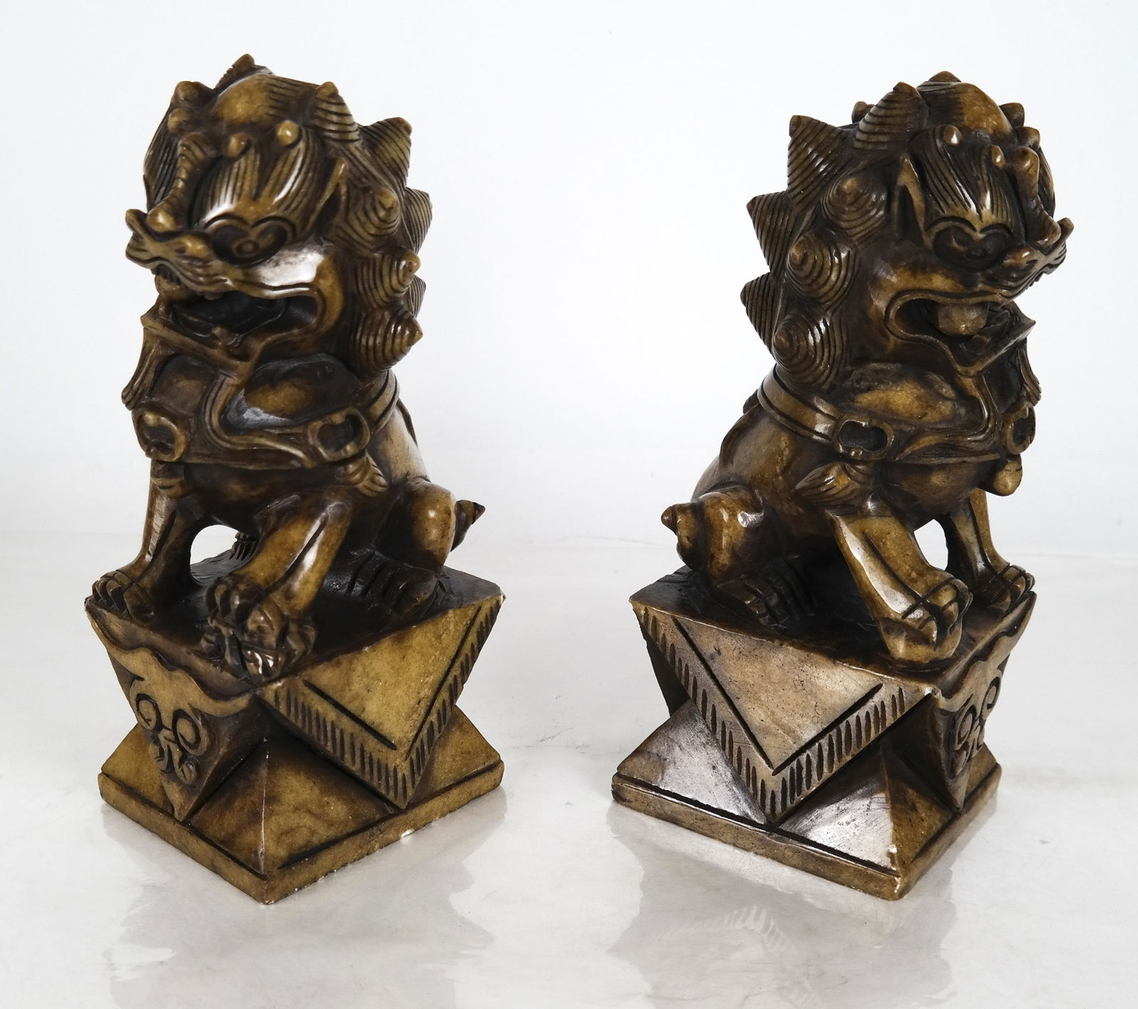 Pair of Foo Dog Bookends (1 of 6)